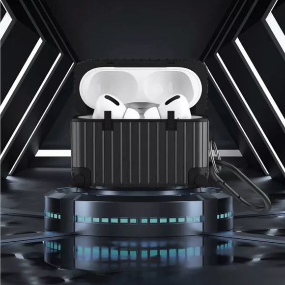 LAX Gadgets AirPod Pro travel case - Picture 2 of 5